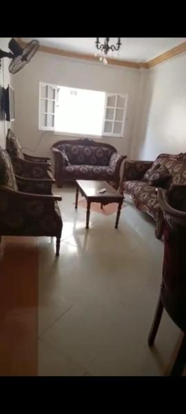 شقة بالإسكندرية ع البحر